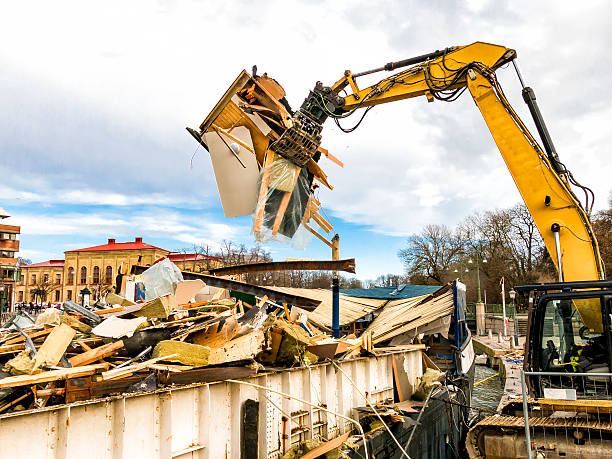 Best Basement Cleanout Services  in Oakland, IA